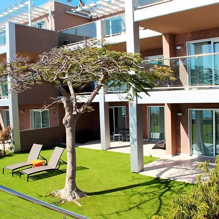 Riviera Vista Aparthotel
