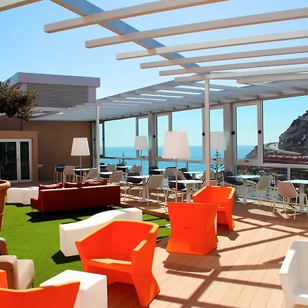 Riviera Vista