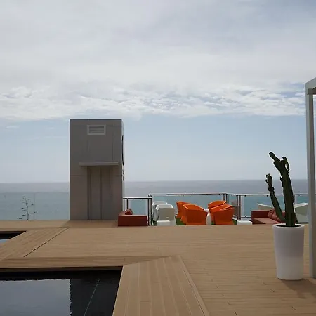 Riviera Vista 3*