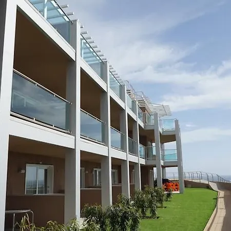 Riviera Vista
