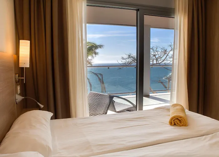 Riviera Vista Отель