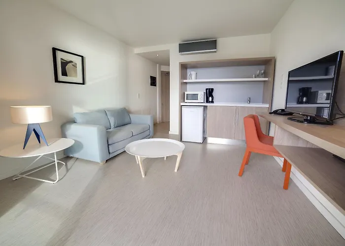 Riviera Vista Отель