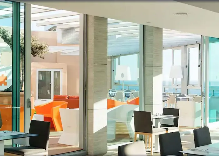 Отель Riviera Vista