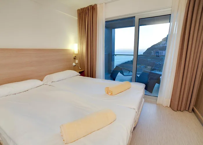 Отель Riviera Vista